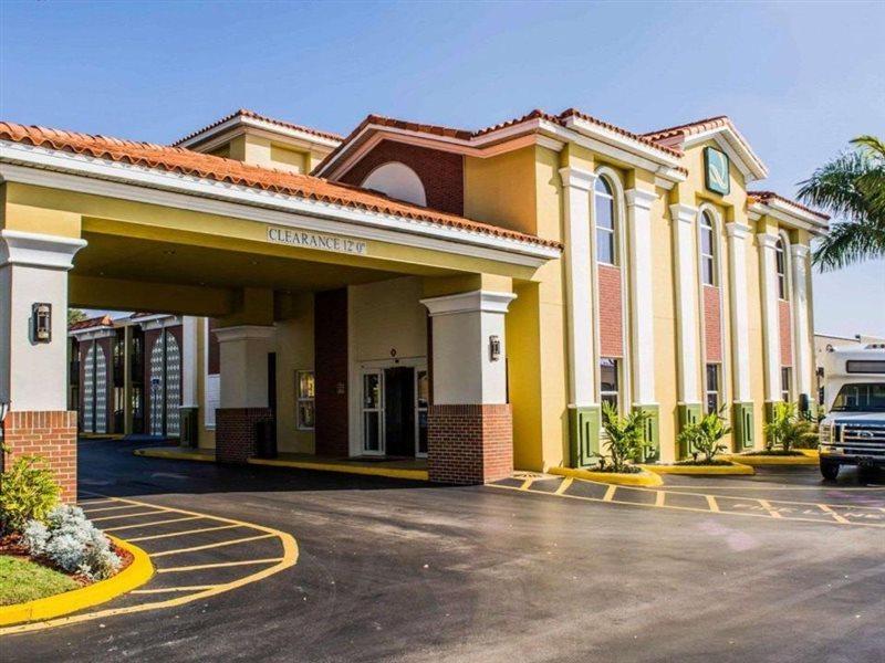 Quality Inn Airport - Cruise Port Тампа Экстерьер фото