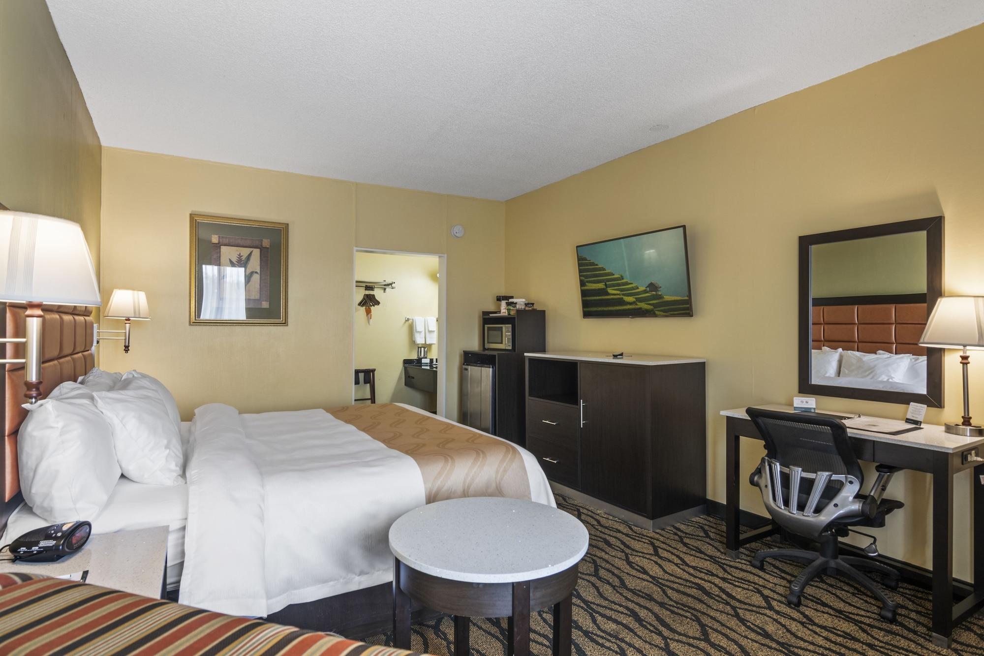 Quality Inn Airport - Cruise Port Тампа Экстерьер фото