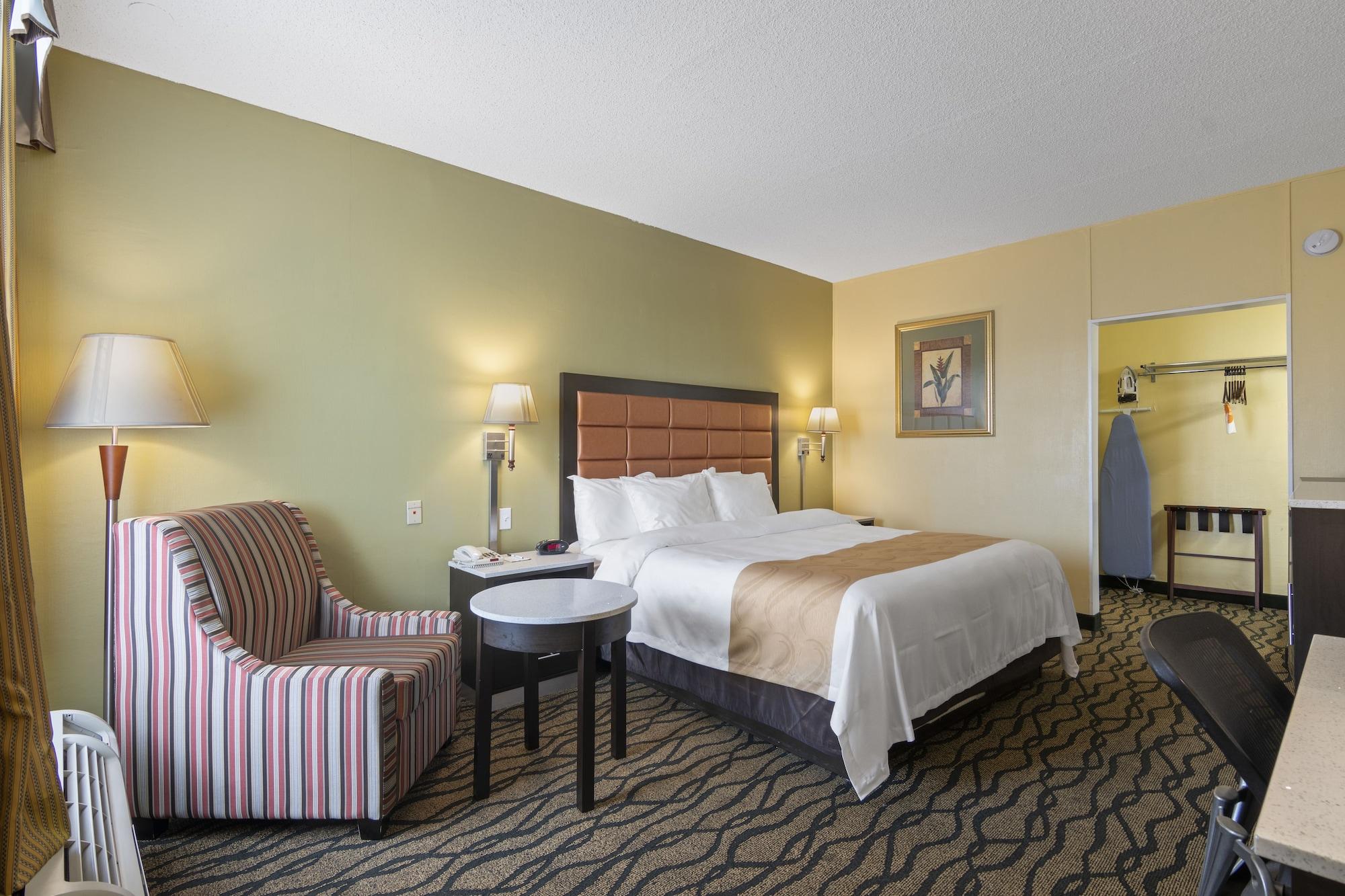 Quality Inn Airport - Cruise Port Тампа Экстерьер фото